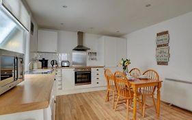 Holiday Home Quay
